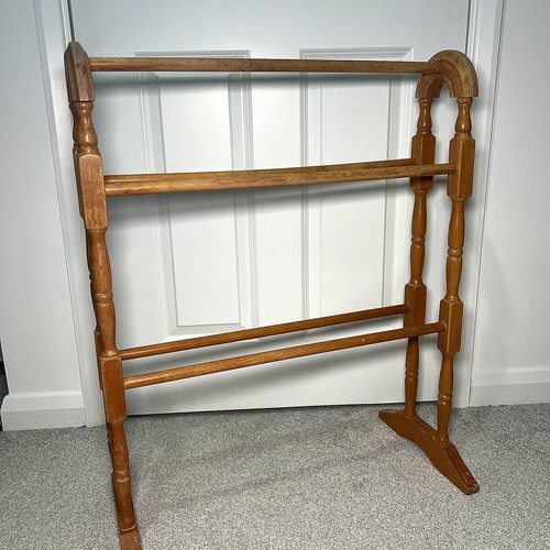 Vintage wooden towel rail - wooden,