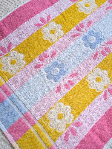 Vintage hand towel orange - hand,